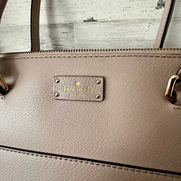 Blush Kate Spade purse. - Picture 1 of 7